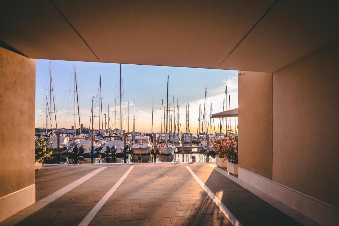 Mosella Suite Hotel Sottomarina Exterior foto