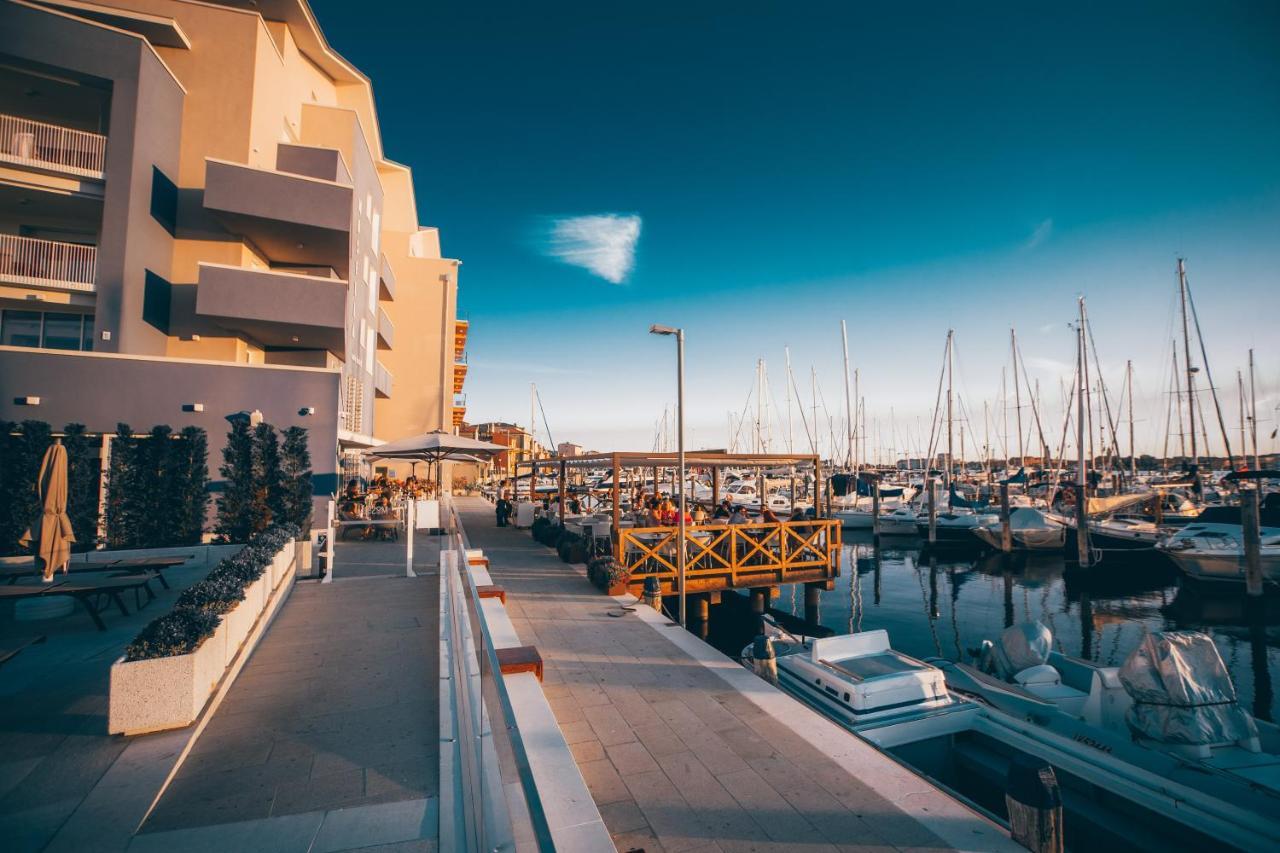 Mosella Suite Hotel Sottomarina Exterior foto