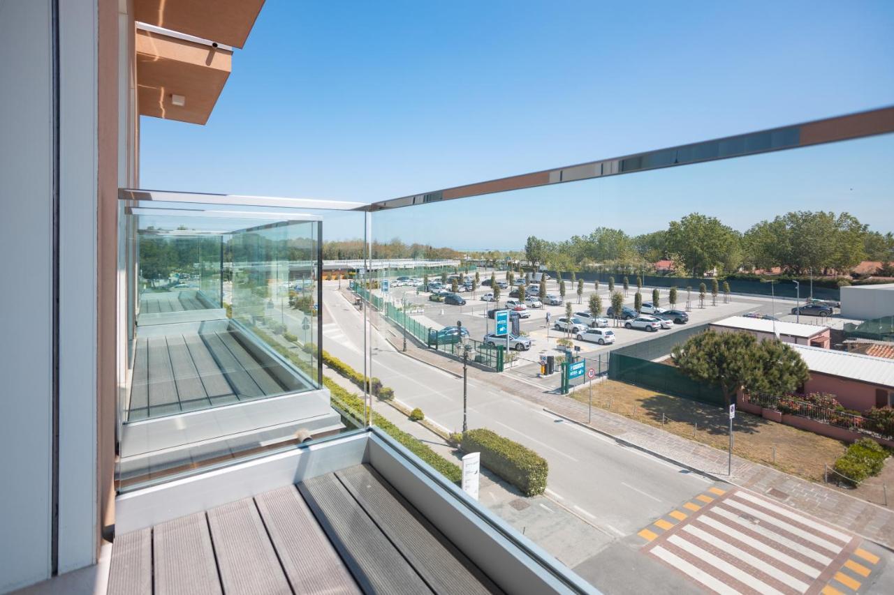 Mosella Suite Hotel Sottomarina Exterior foto